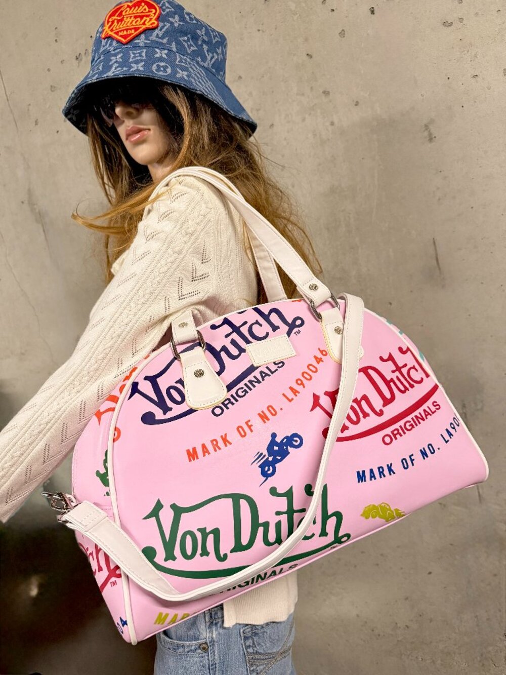 NWOT LARGE Von Dutch All-Over Logo Bowling Bag